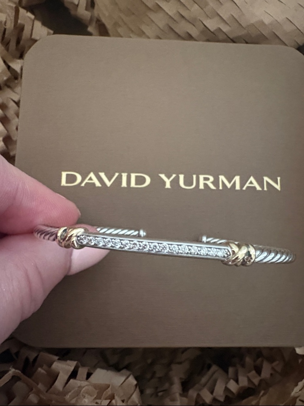 Brand New with all packaging David Yurman petite Helena bracelet 3mm